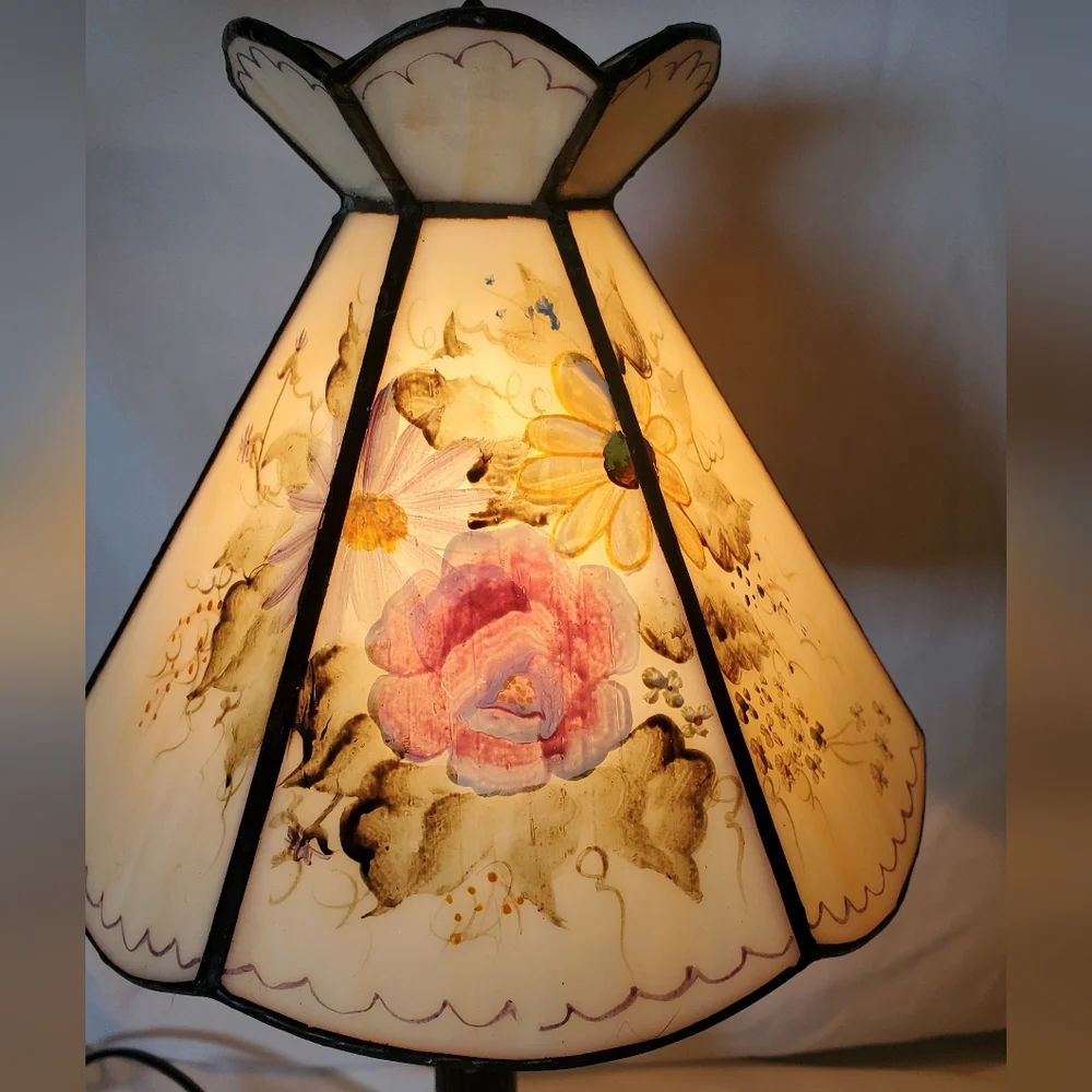 Dennis East International Vtg 2002 Floral Table Lamp Painted Shade Tiffany Style